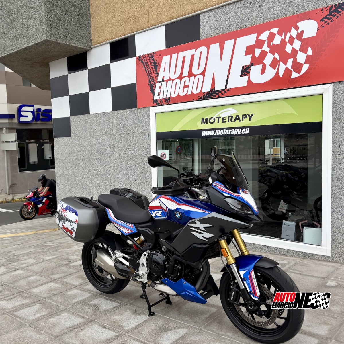 BMW , F 900 XR SPORT M