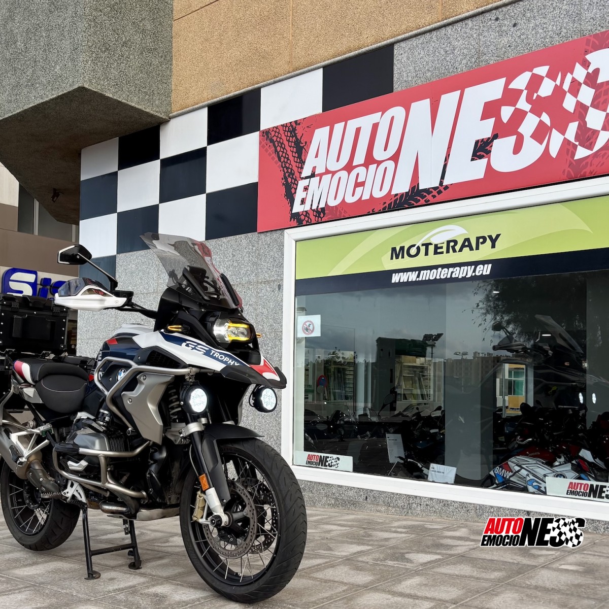 BMW, R 1250 GS TROPHY  AKRAPOVIC