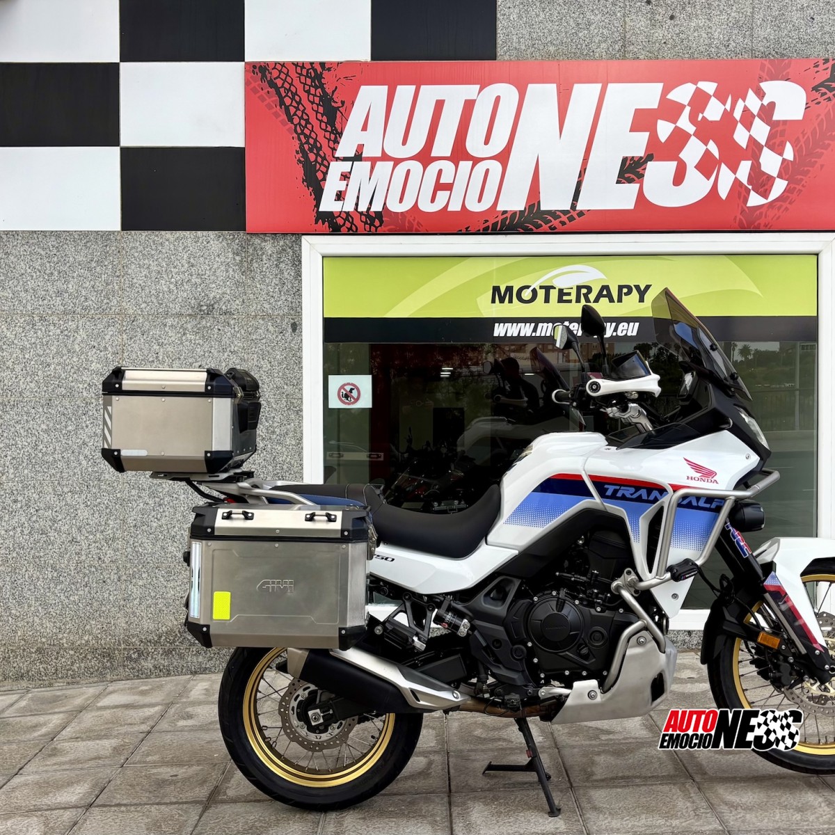 HONDA, TRANSALP 750 TRICOLOR