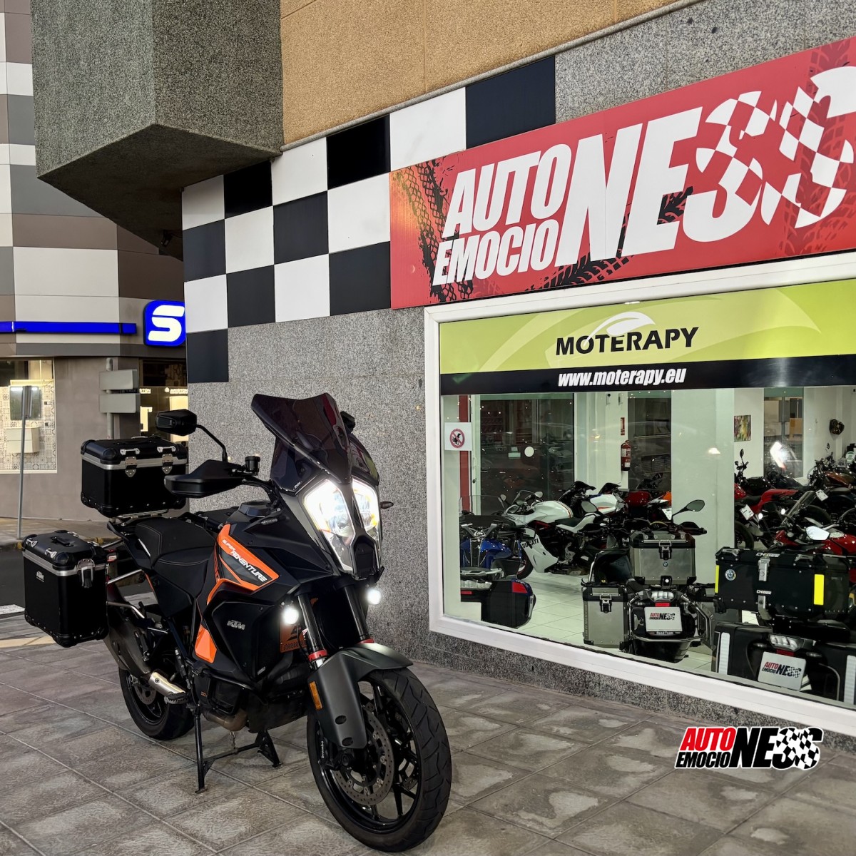 KTM, SUPER ADVENTURE 1290 TRAVEL