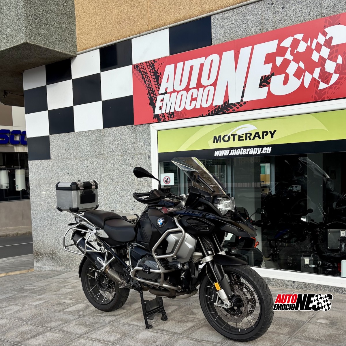 BMW, R 1250 GS ADVENTURE TRIPLE BLACK ARROW NAVIGATOR