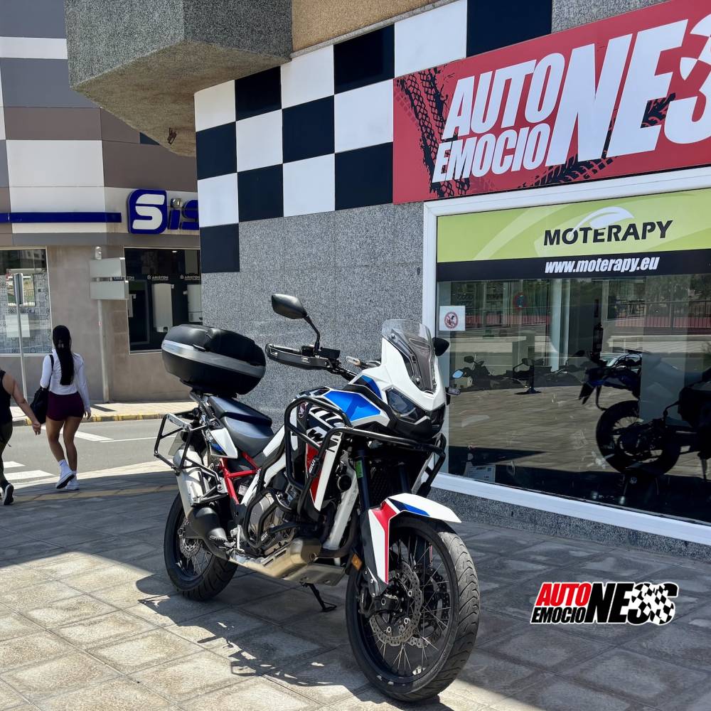 HONDA, AFRICA TWIN TRICOLOR