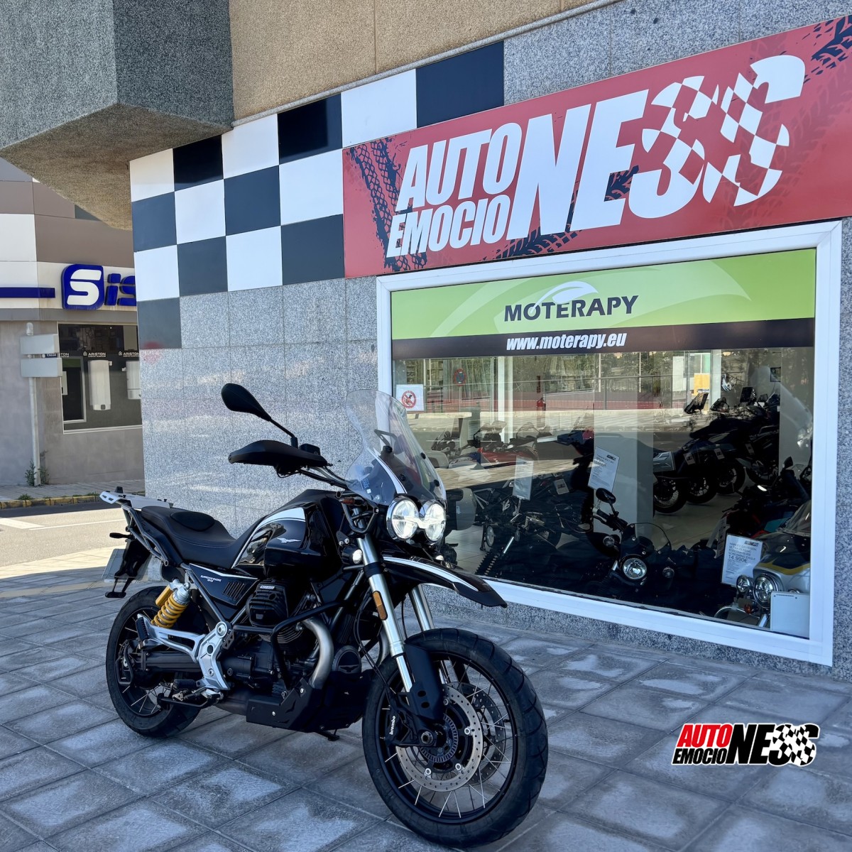 MOTO GUZZI, V 85 TT GUARDIA D´ONORE